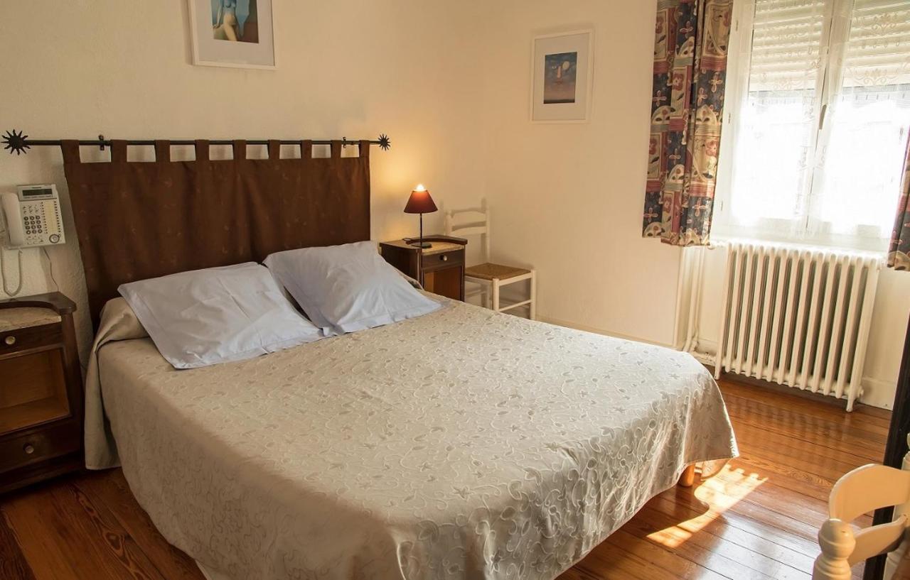 Hotel Restaurant Les Touristes Vals-les-Bains Zewnętrze zdjęcie