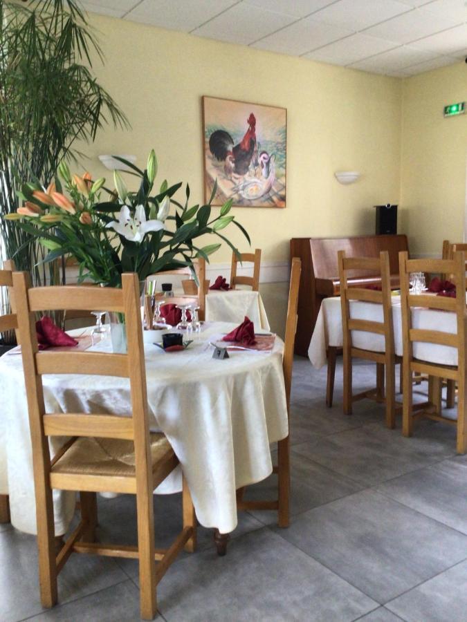 Hotel Restaurant Les Touristes Vals-les-Bains Zewnętrze zdjęcie