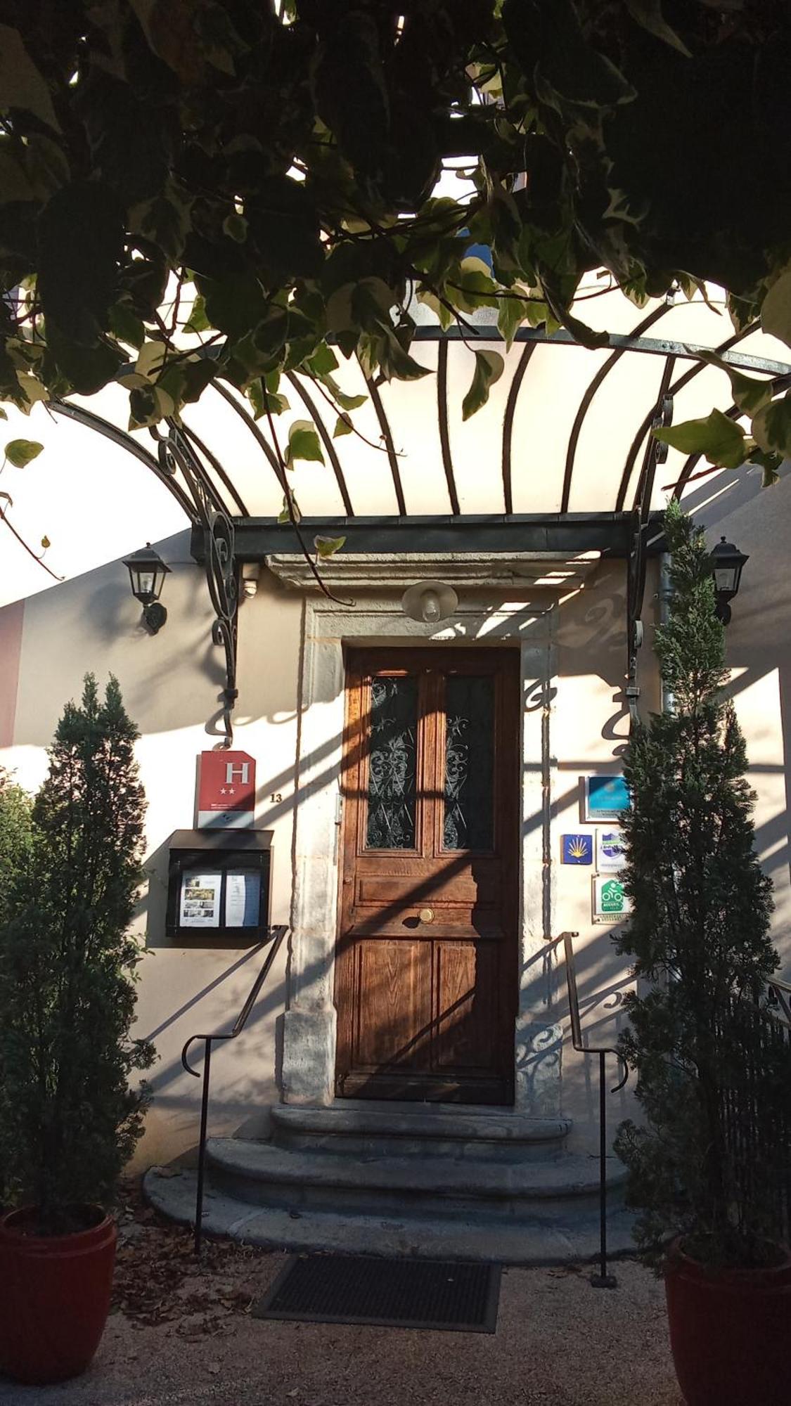 Hotel Restaurant Les Touristes Vals-les-Bains Zewnętrze zdjęcie